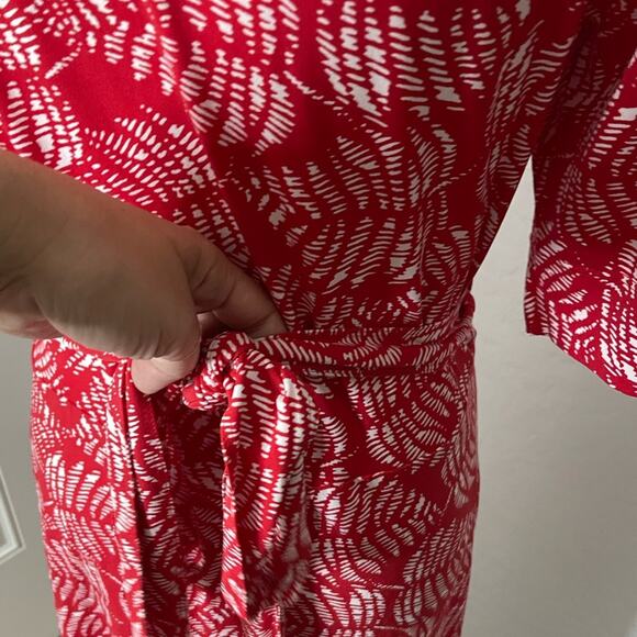 Wrap Dress by Daisy Fuentes - Picture 4 of 8